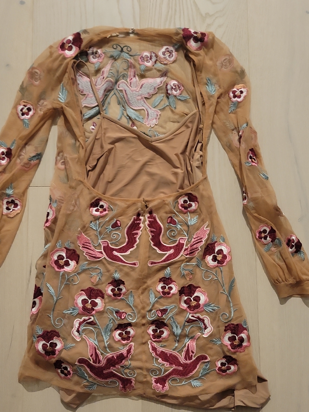 EUC For Love and Lemons Dove Embroidery Mini Dress Nude Medium - Picture 8 of 8